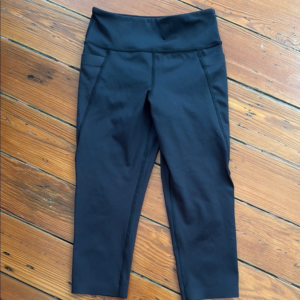 GK Black capri Leggings